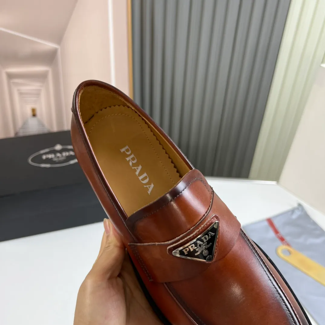 Men's shoes 💰520💰 Prada.PRADA men's business casual leather shoes, 1:1 shipment ⬆️Luxurious and noble 👞All imported original brand leather materials, just to create a more comfortable wearing experience, upper: original cowhide ➕Imported full cow lining, original outsole ✔️36-45 (45 non-returnable)